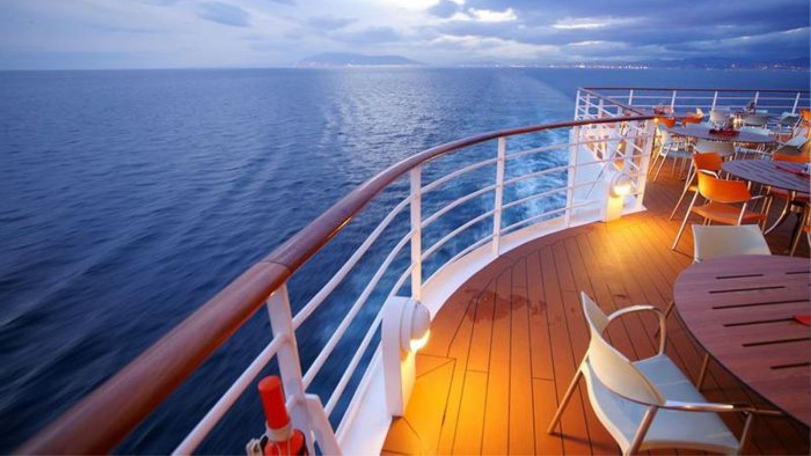 Cruise Ships for Honeymoon